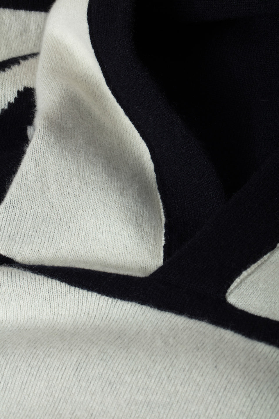 DRISS CASHMERE HOODIE