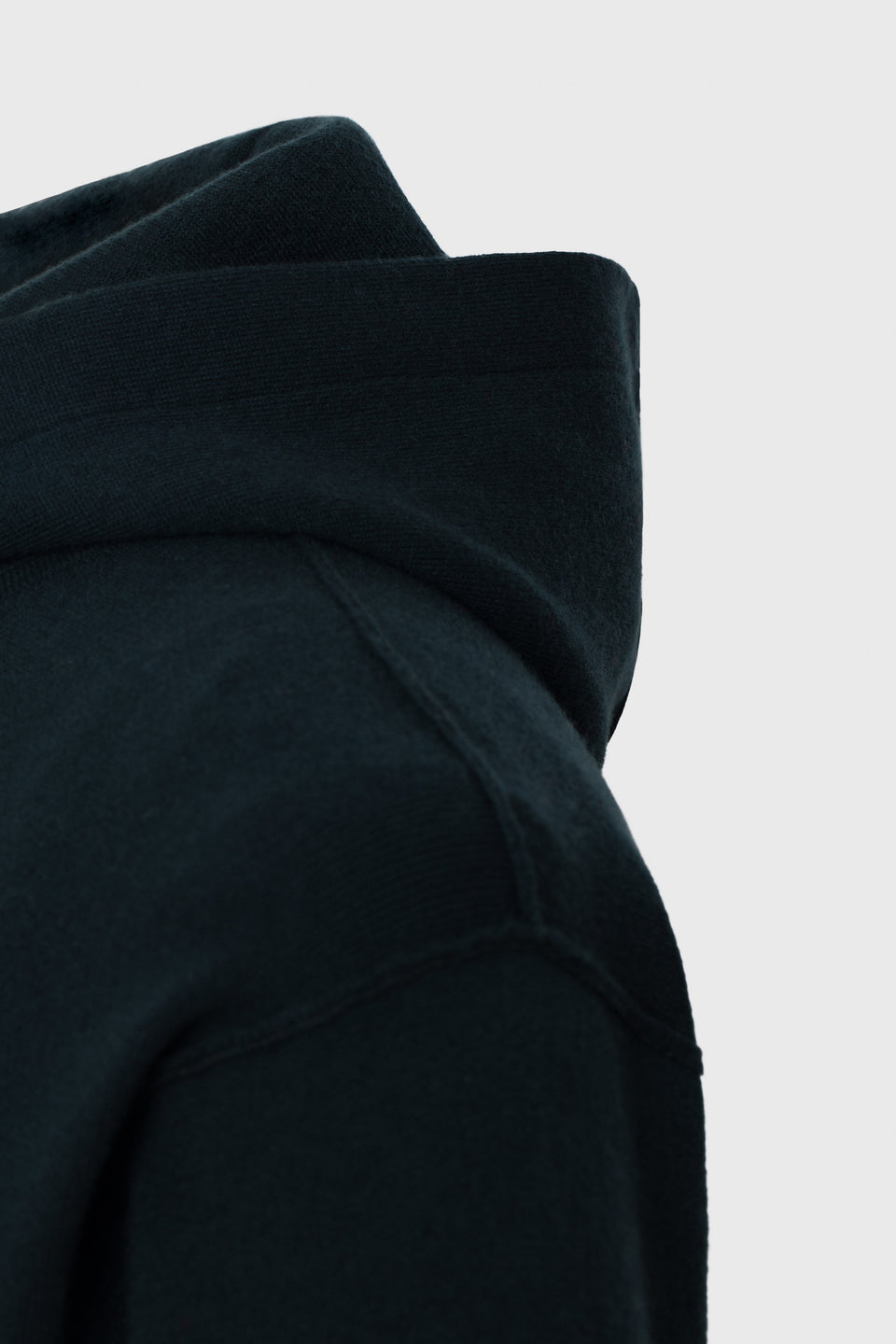 SWEAT À CAPUCHE SASCHA EN CACHEMIRE